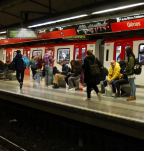 Hola BCN Metro Barcelona